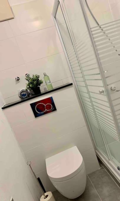 Schoene Zentrale Wohnung Naehe Hb 게르메르샤임 외부 사진